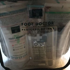 (NEW) Foot Doctor Pedicure Kit.